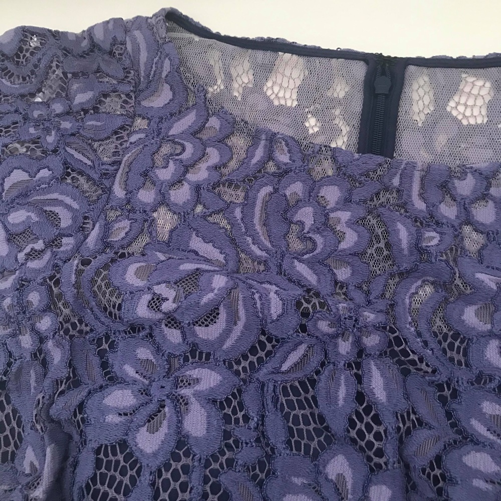 JS COLLECTIONS Short Sleeve Illusion Lace Gown - Picture 6 of 10
